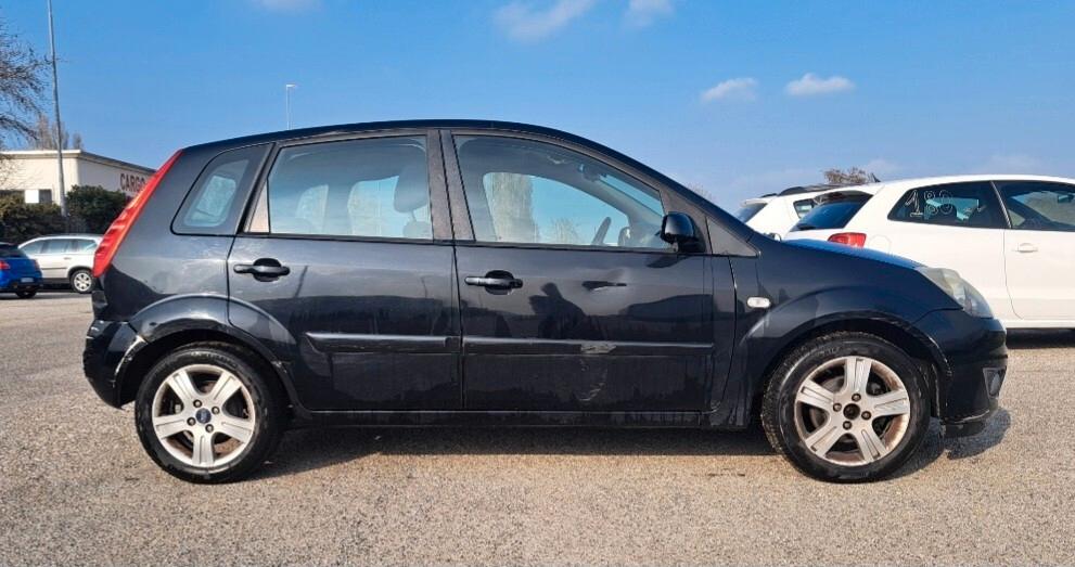 Ford Fiesta 1.2 16V 5p. GPL