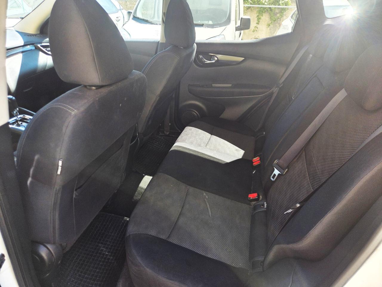 Nissan Qashqai 1.6 dCi AUTOM. NAVI CERCHI 18 FULL