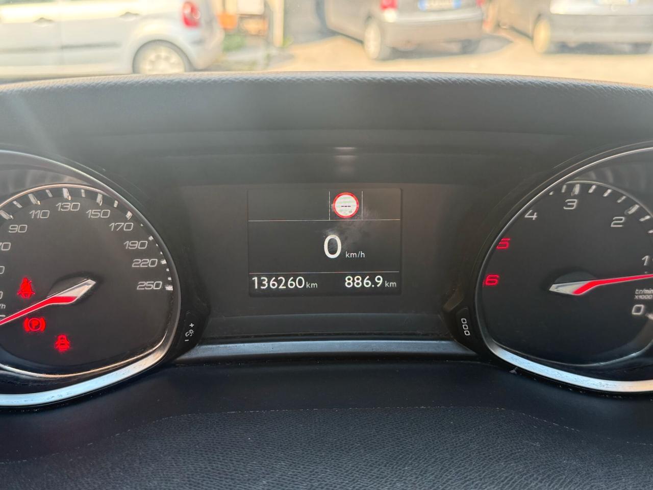 Peugeot 308 BlueHDi 130 S&S SW Allure