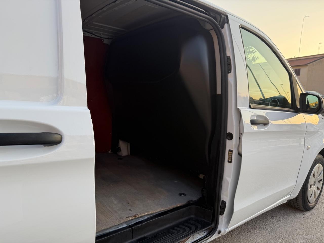 Mercedes Benz Vito 111cdi 110cv N1 2019
