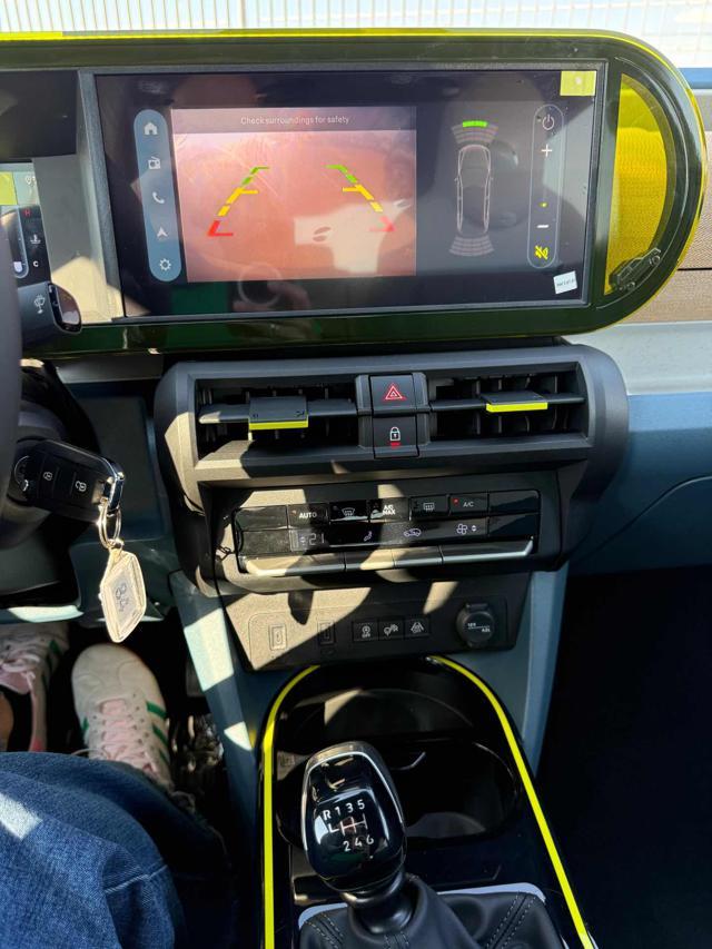 FIAT Grande Panda 1.2 100 CV S&S La Prima