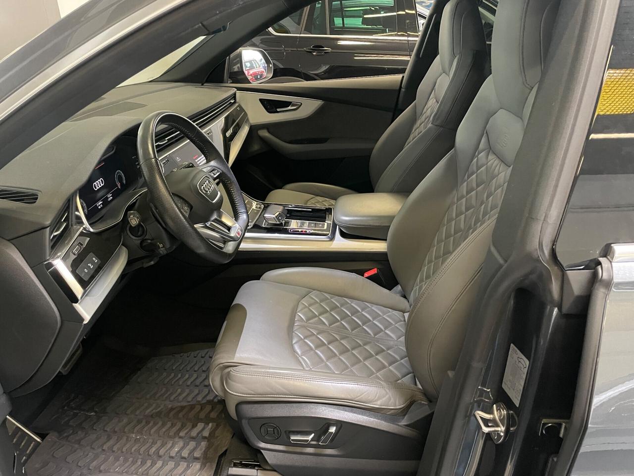 Audi Q8 50 TDI 286 CV quattro S Line Sport RS