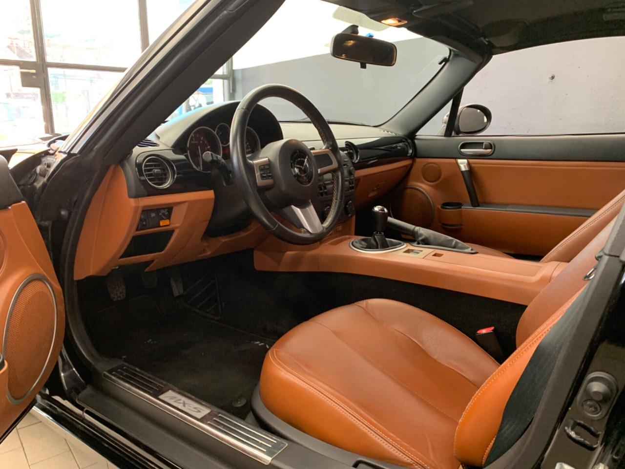 Mazda MX-5 Roadster Coupé 1.8L Fire Cabrio tetto rigido