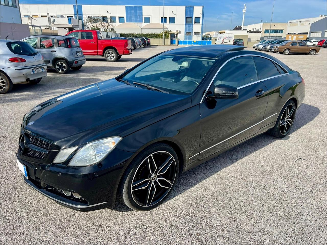 Mercedes-benz E 220 E 220 CDI Coupé BlueEFFICIENCY Avantgarde