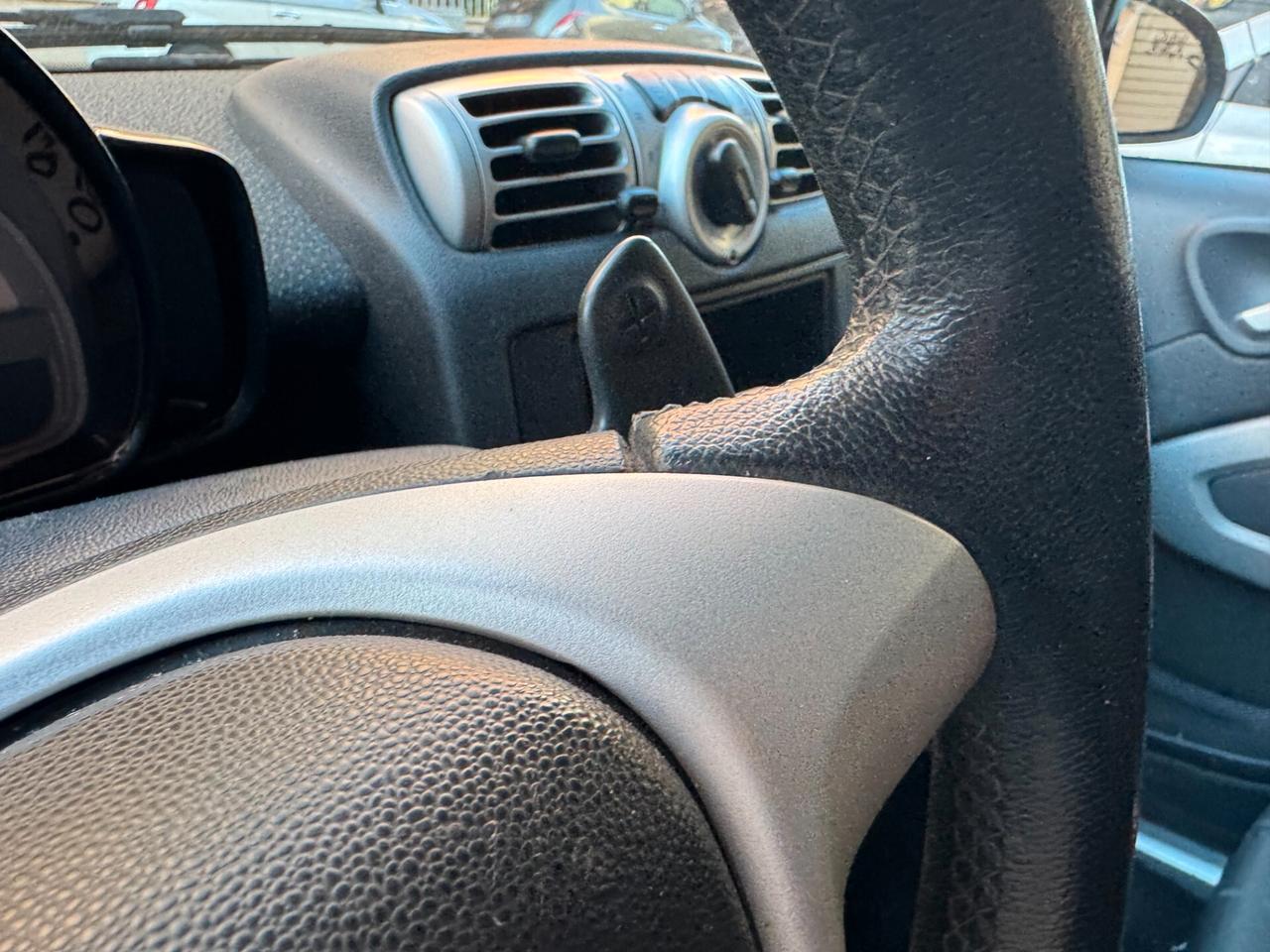 Smart ForTwo Turbo coupé passion Palette al volante