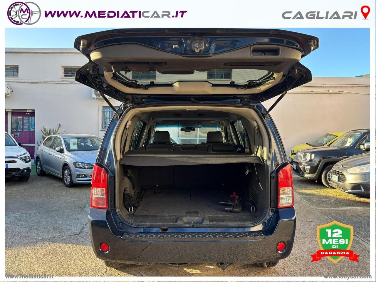 NISSAN Pathfinder 2.5 dCi SE