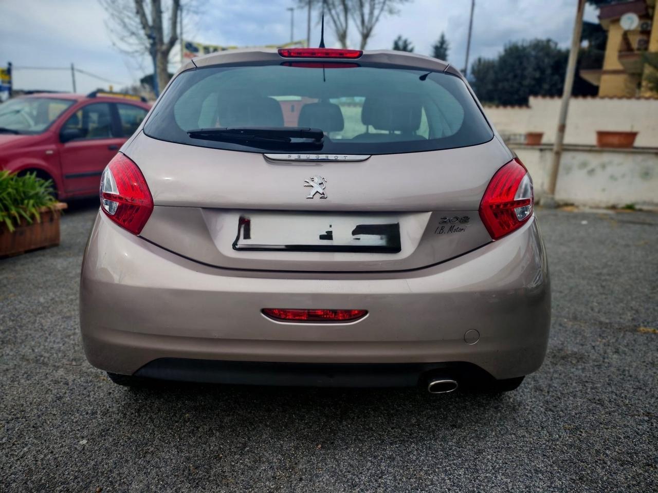 Peugeot 208 1.2 VTi 82 CV 3 porte Allure