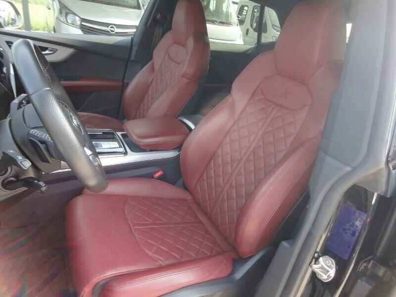 Audi Q8 SQ8 TDI quattro tiptronic sport attitude