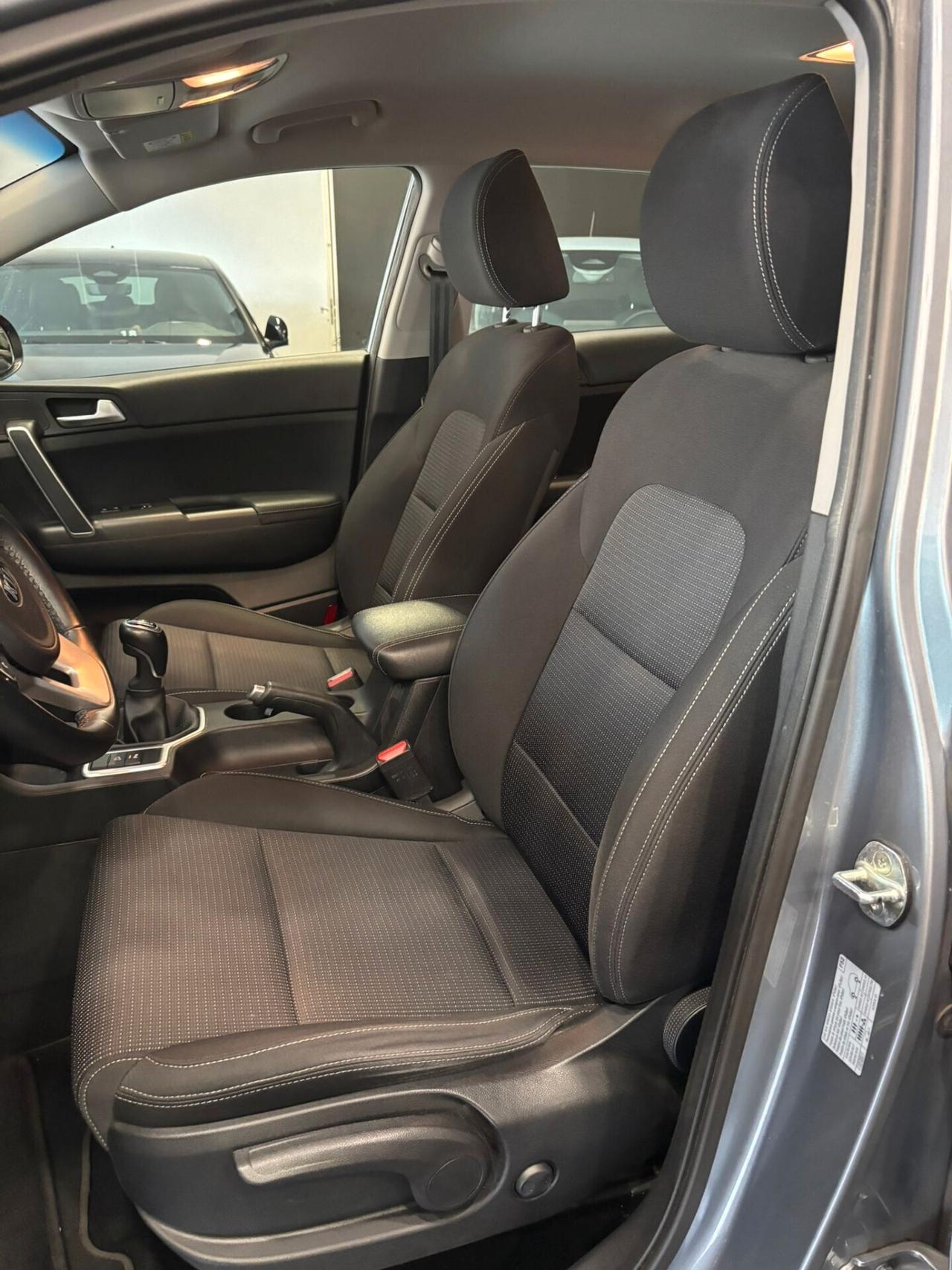 Kia Sportage 1.6 CRDI 136 CV 2WD Mild Hybrid Black Edition