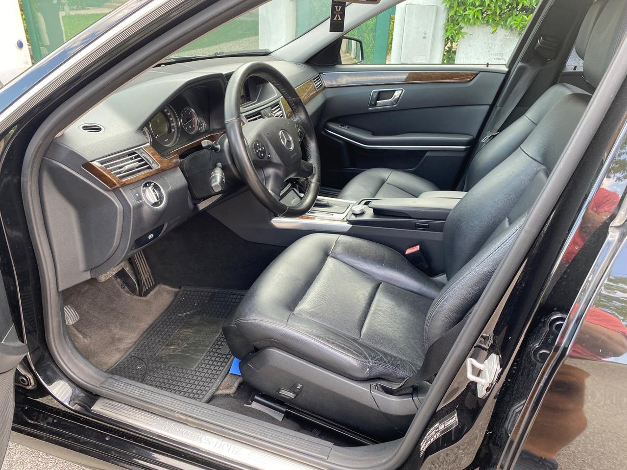 Mercedes-benz E 200 220 CDI BlueEFFICIENCY Elegance