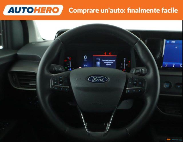 FORD Tourneo Courier 1.0 EcoBoost Titanium
