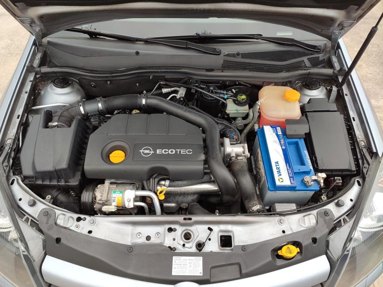 Opel Astra 1.7 CDTI 101CV 5 porte Cosmo