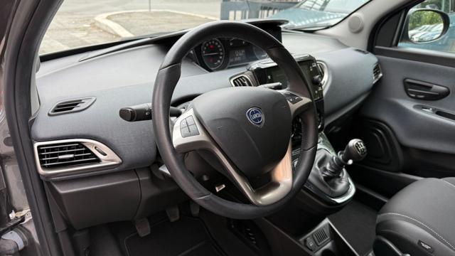 LANCIA Ypsilon 1.0 FIREFLY S&S HYBRID GOLD*24M.G.*CARPLAY*LED*TEL