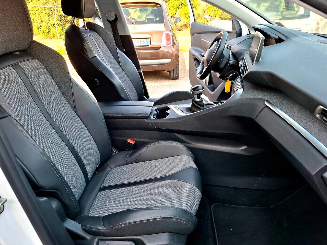 Peugeot 3008 BlueHDi 130 S&S Allure