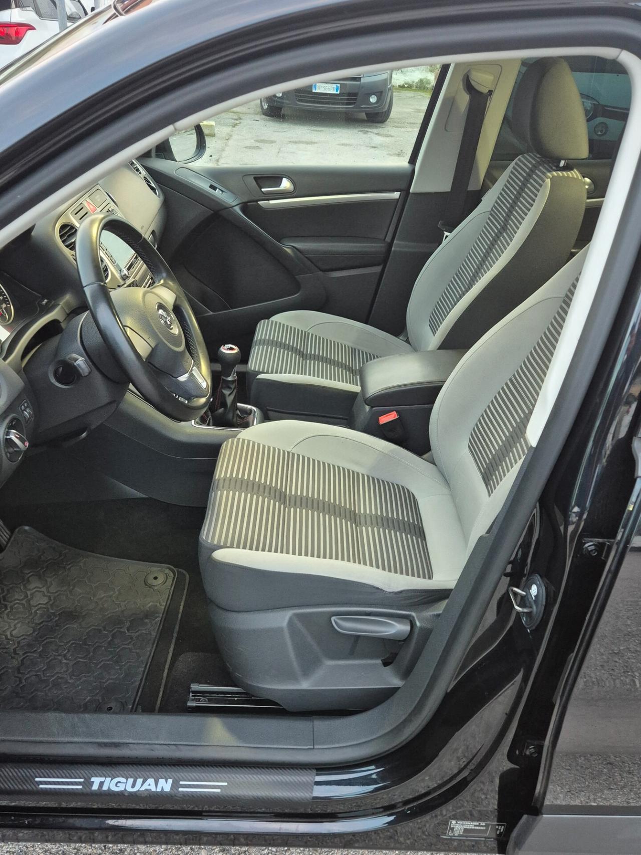 Volkswagen Tiguan 2.0 TSI 4MOTION DSG R-Line