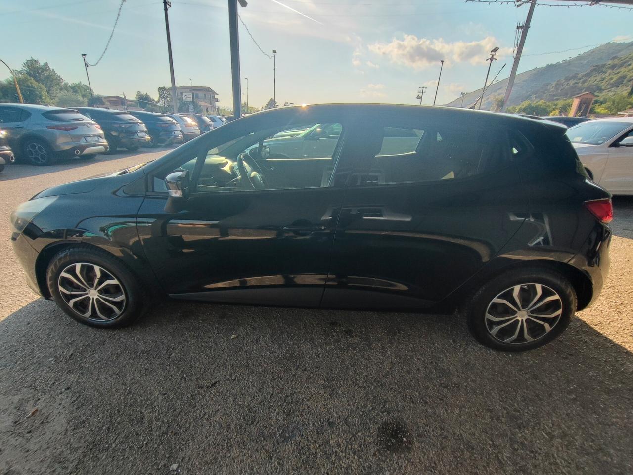 Renault Clio 1.5 dCi 8V 75CV 5 porte Wave
