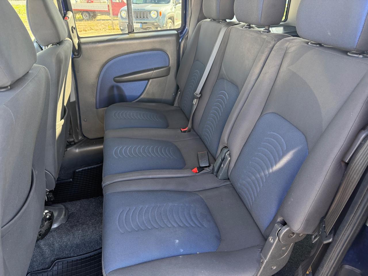 Fiat Doblò 1.9 MJ Combi 5 p.ti malibu