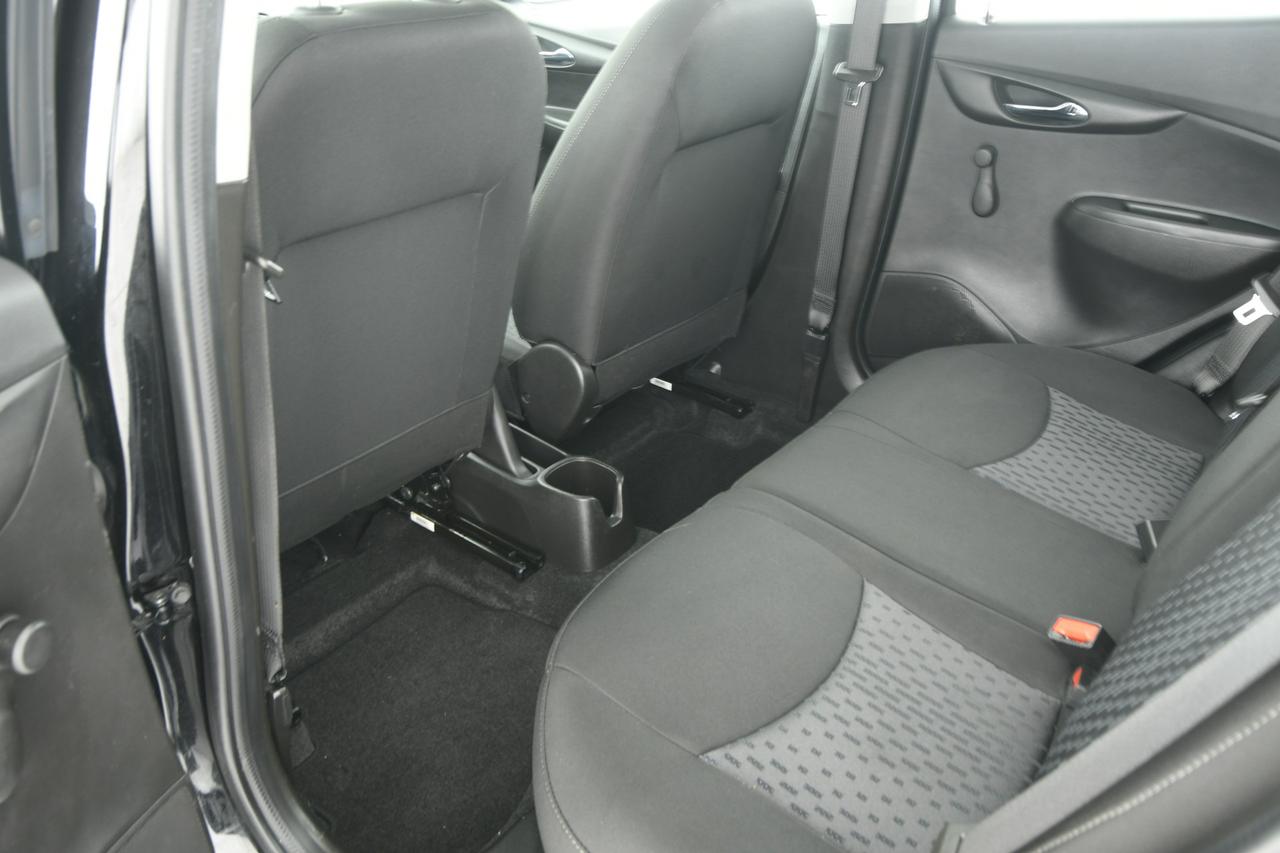 OPEL Karl 1.0 Rocks 73cv APP CONNECT+NEOPATENTATI