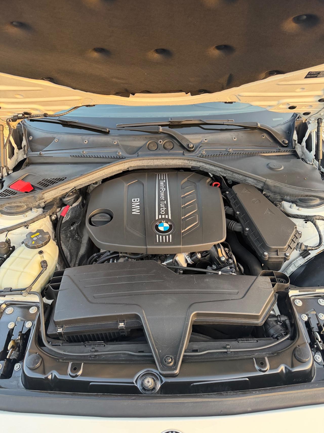 Bmw 116 116d 5p. Efficient Dynamics Unique