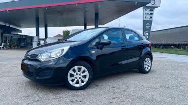 Kia Rio 1.1 CRDi WGT 5p.