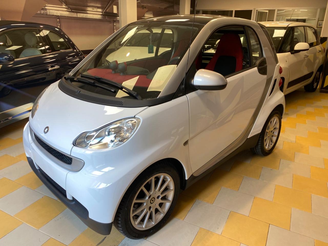 Smart ForTwo 1000 52 kW MHD coupé passion