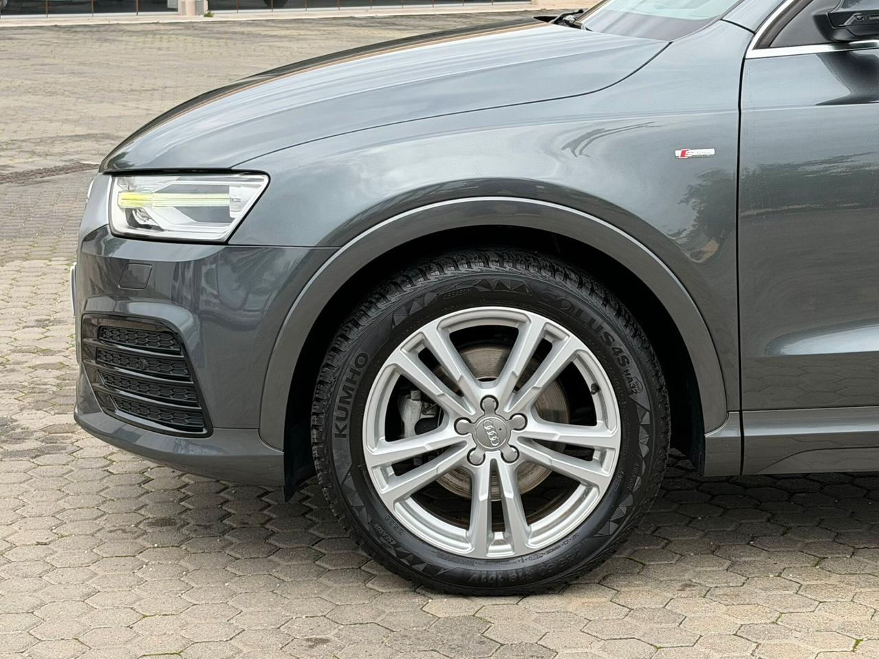 Audi Q3 2.0 TDI 120 CV S tronic Sport S-LINE