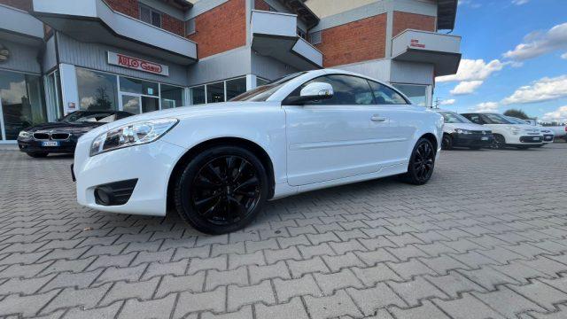 VOLVO C70 D3 Momentum ** SOLO 132.000 KM **