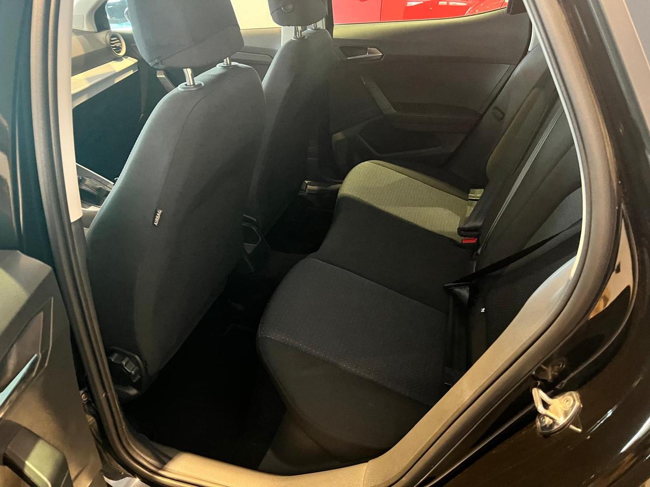 SEAT Arona 2022 - Arona 1.0 ecotsi Black Edition 95cv