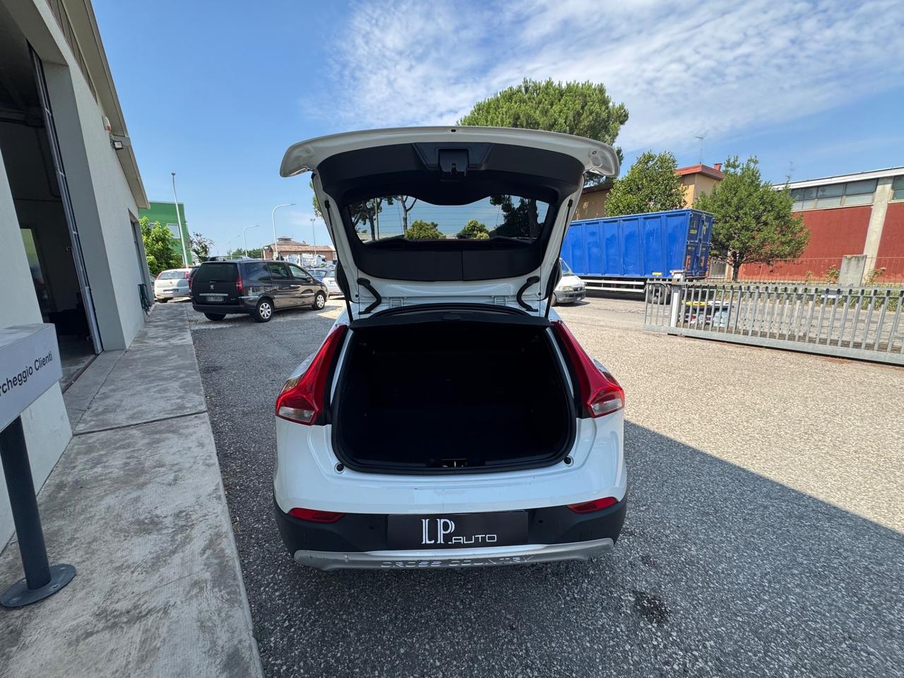 Volvo V40 Cross Country D2 Plus