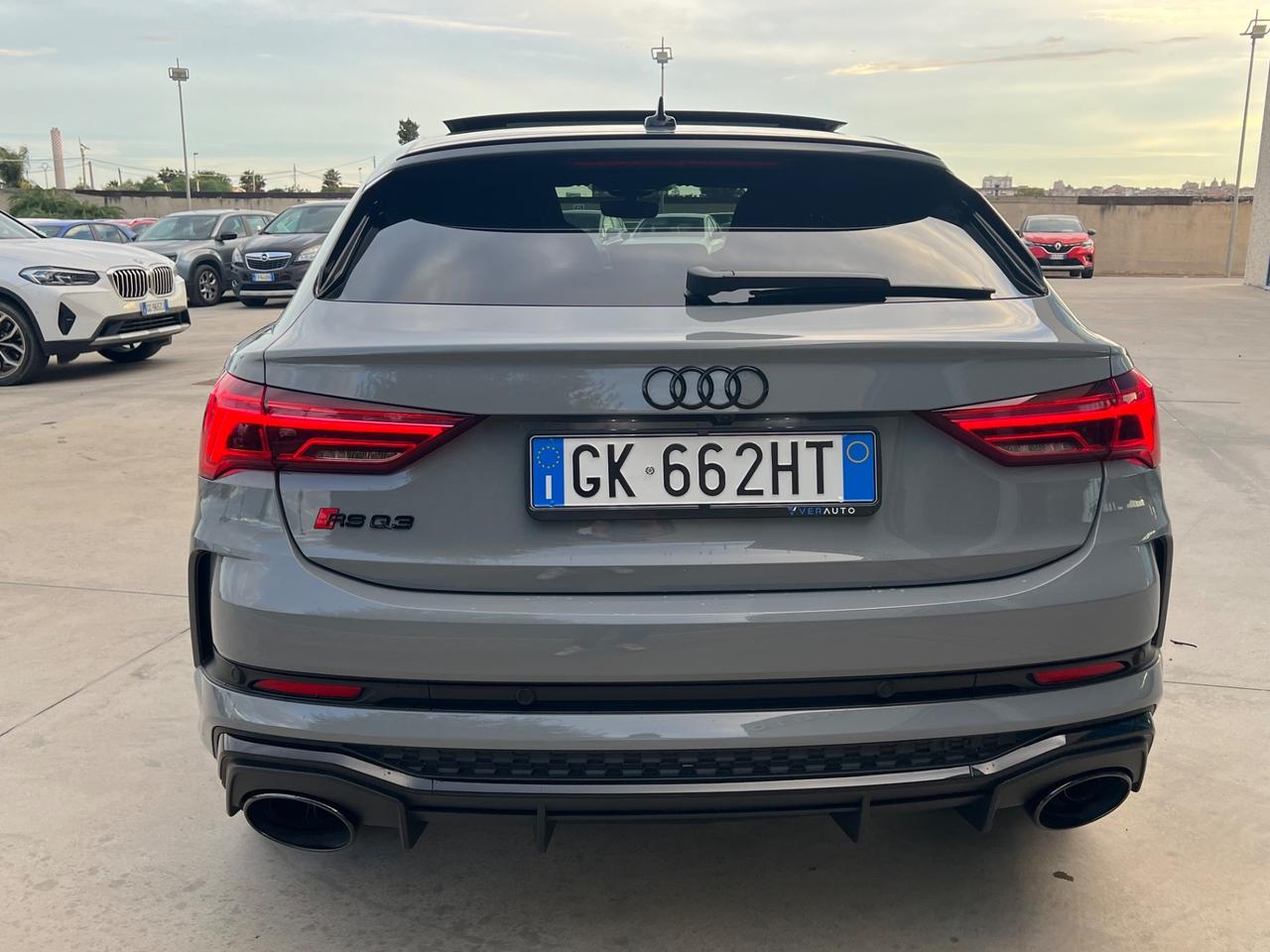 Audi RSQ3 SPB quattro 2.5 400CV s-tronic - possibilità noleggio no scoring