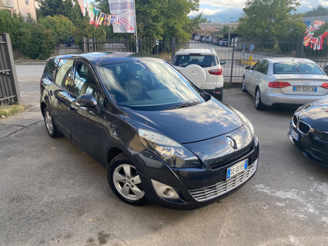 Renault Gran Scénic 1.9 dCi 130CV EleGO