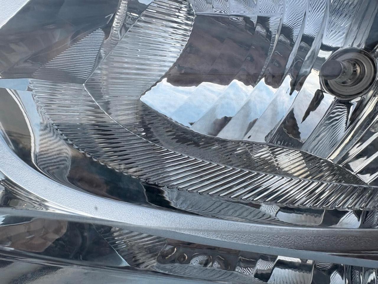 Peugeot 208 ACTIVE 1.4 HDi 68 CV 5 porte