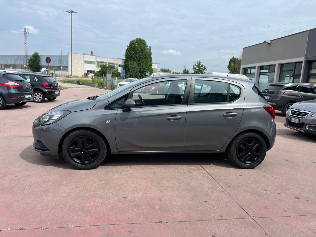 Opel Corsa 1.2 5 porte