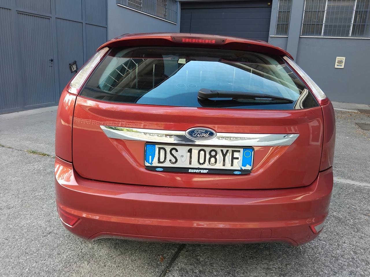 Ford Focus 2.0 gpl garanzia