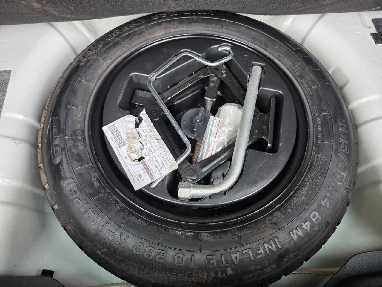 Fiat Panda 1.0 Firefly Hybrid 70cv / GOMME NUOVE!