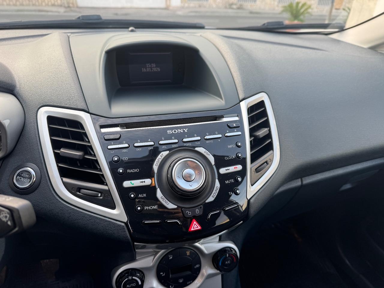 Ford Fiesta 1.2 BENZINA 82CV Titanium 2012