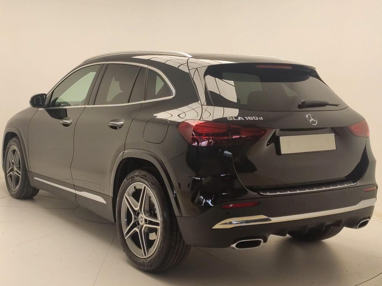 Mercedes-benz GLA 180 d Automatic AMG Line Premium MOTORE MERCEDES