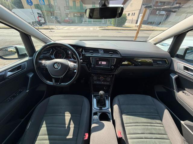 VOLKSWAGEN Touran 1.6 TDI Executive BlueMotion Technology