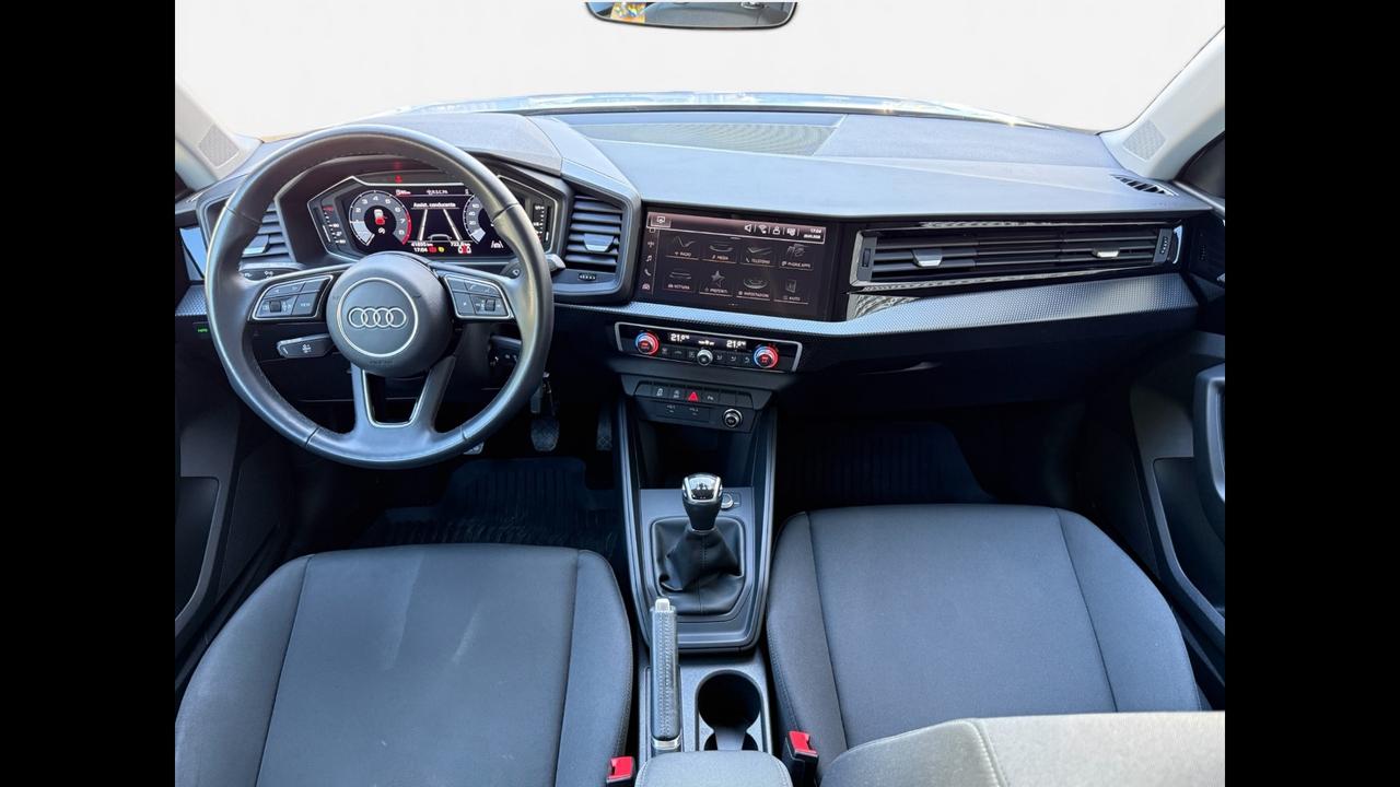 AUDI A1 II 2022 allstreet - A1 allstreet 30 1.0 tfsi Admired 110c