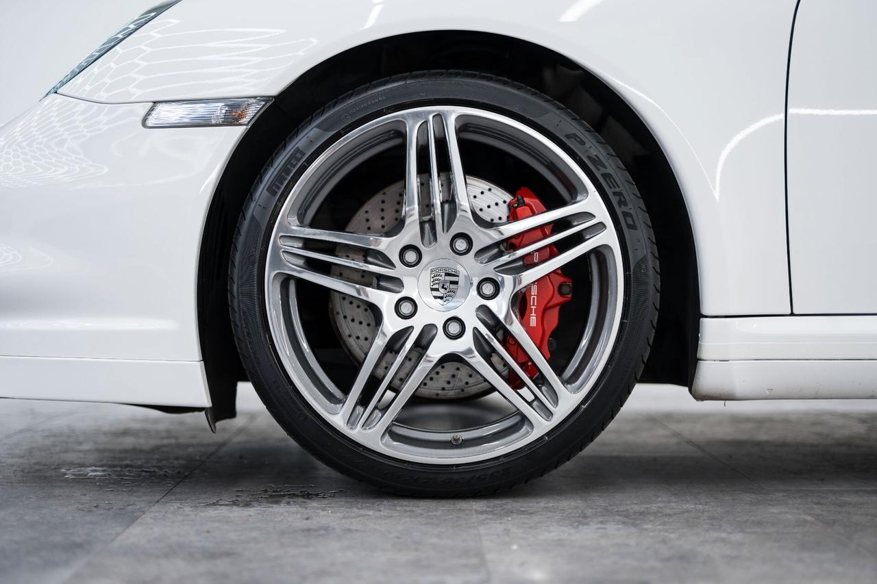 Porsche 911 Turbo Coupé MANUALE