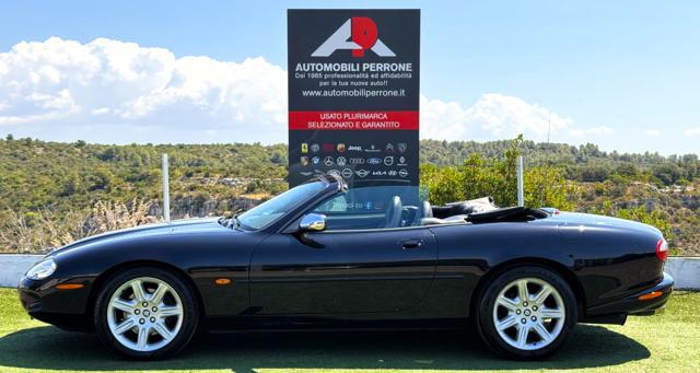 JAGUAR XK8 4.0i V8 Convertibile