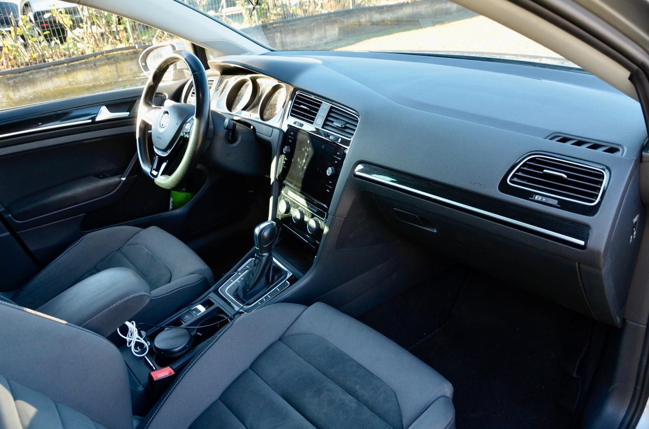 VOLKSWAGEN GOLF 1.5 TGI EXECUTIVE 131cv DSG, UFF ITALIANA, SERVICE CON FATTURE, EURO 6D, FARI FULL LED, NAVI, PERMUTE