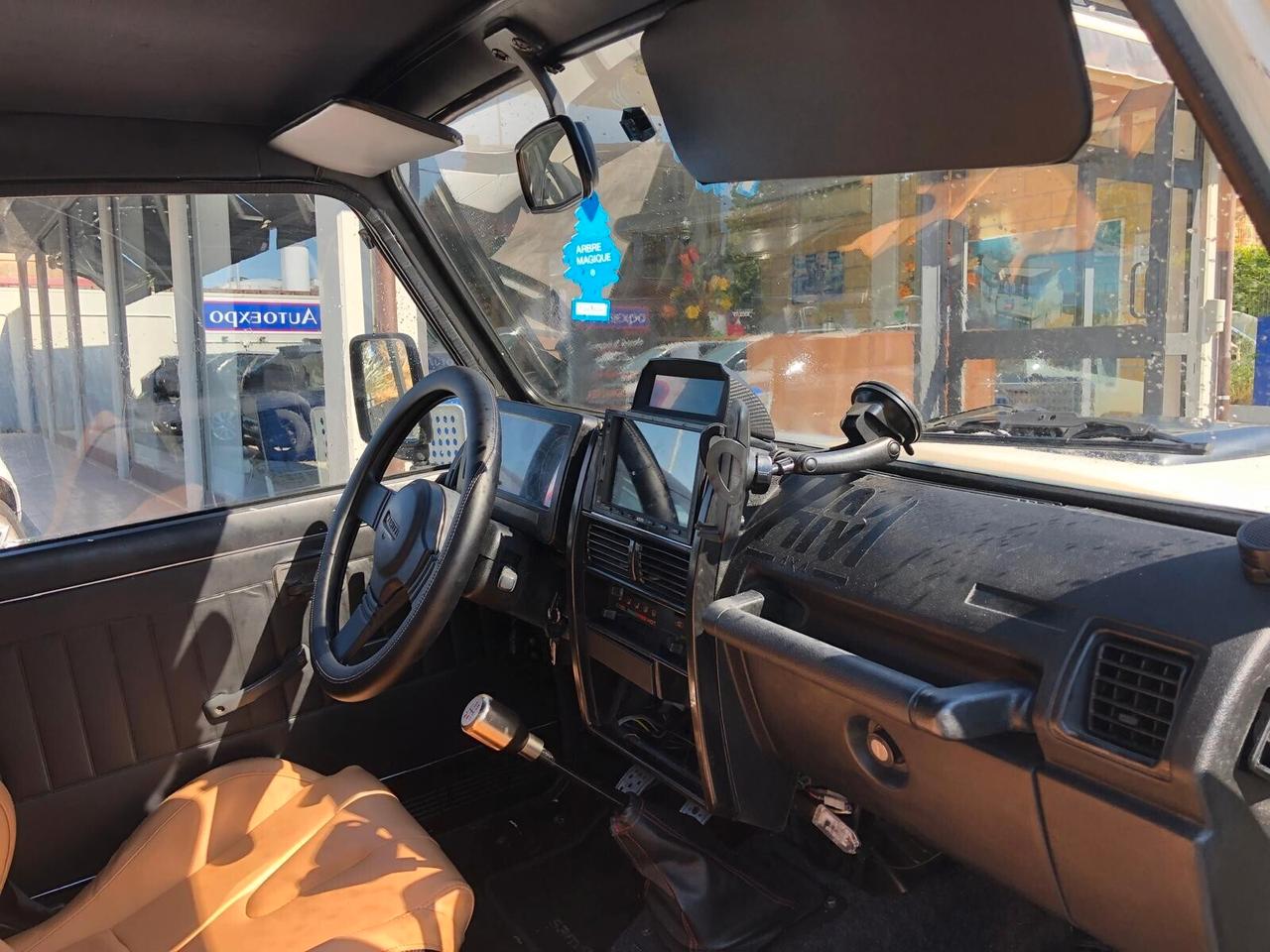 Suzuki SJ 410 Samurai 1.0 Berlina 4 POSTI CON MOTORE REVISIONATO A FEBBRAIO 2026!!!!