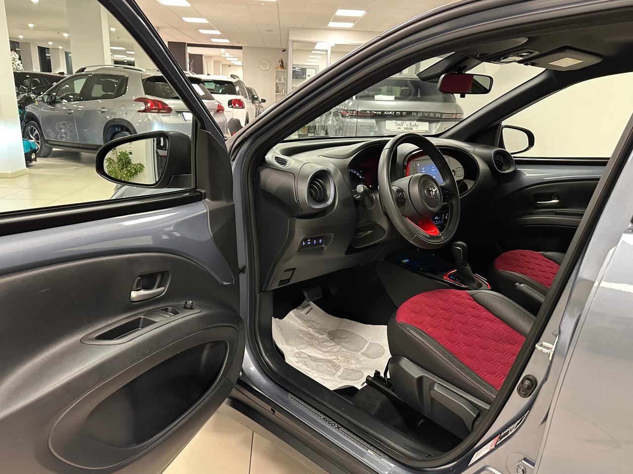 Toyota Aygo X 1.0 VVT-i 72 CV 5 porte UNDERCOVER - 2023