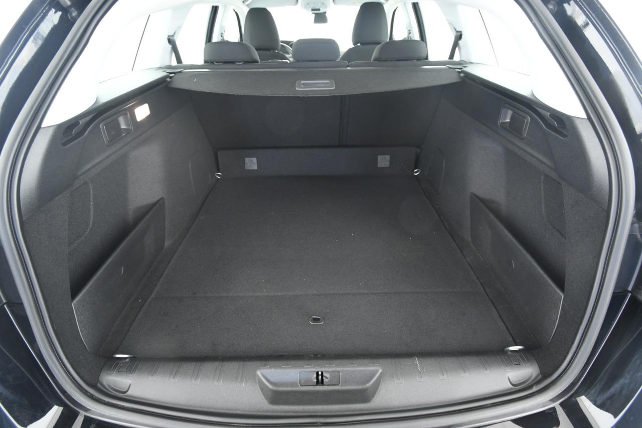 PEUGEOT 308 SW 1.6 bluehdi Allure s&s 120cv eat6 COMMERCIANTI+APP CONNECT