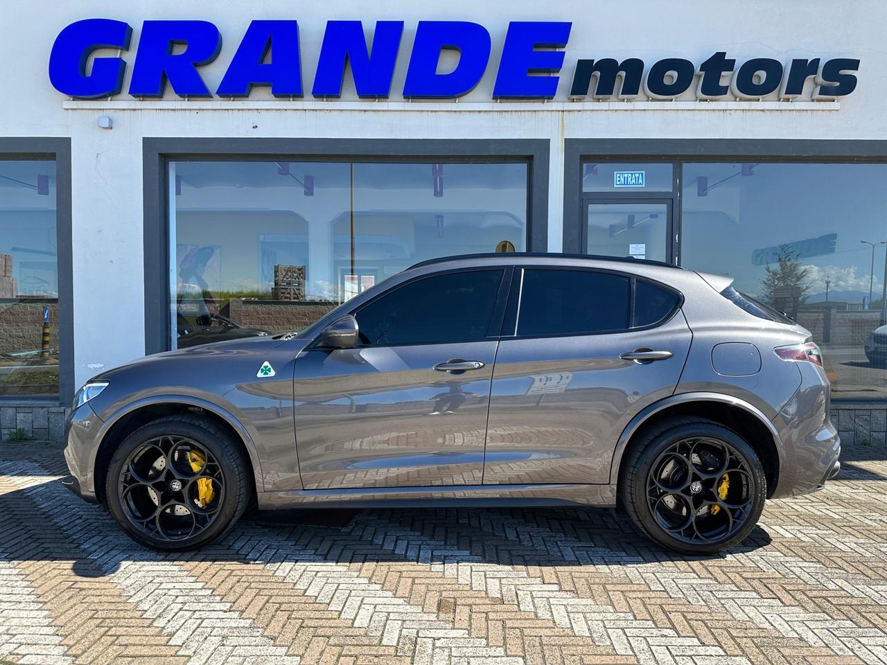Alfa Romeo Stelvio 2.9 Bi-Turbo V6 510 CV AT8 QUADRIFOGLIO VERDE TETTO + AKRAPOVIC
