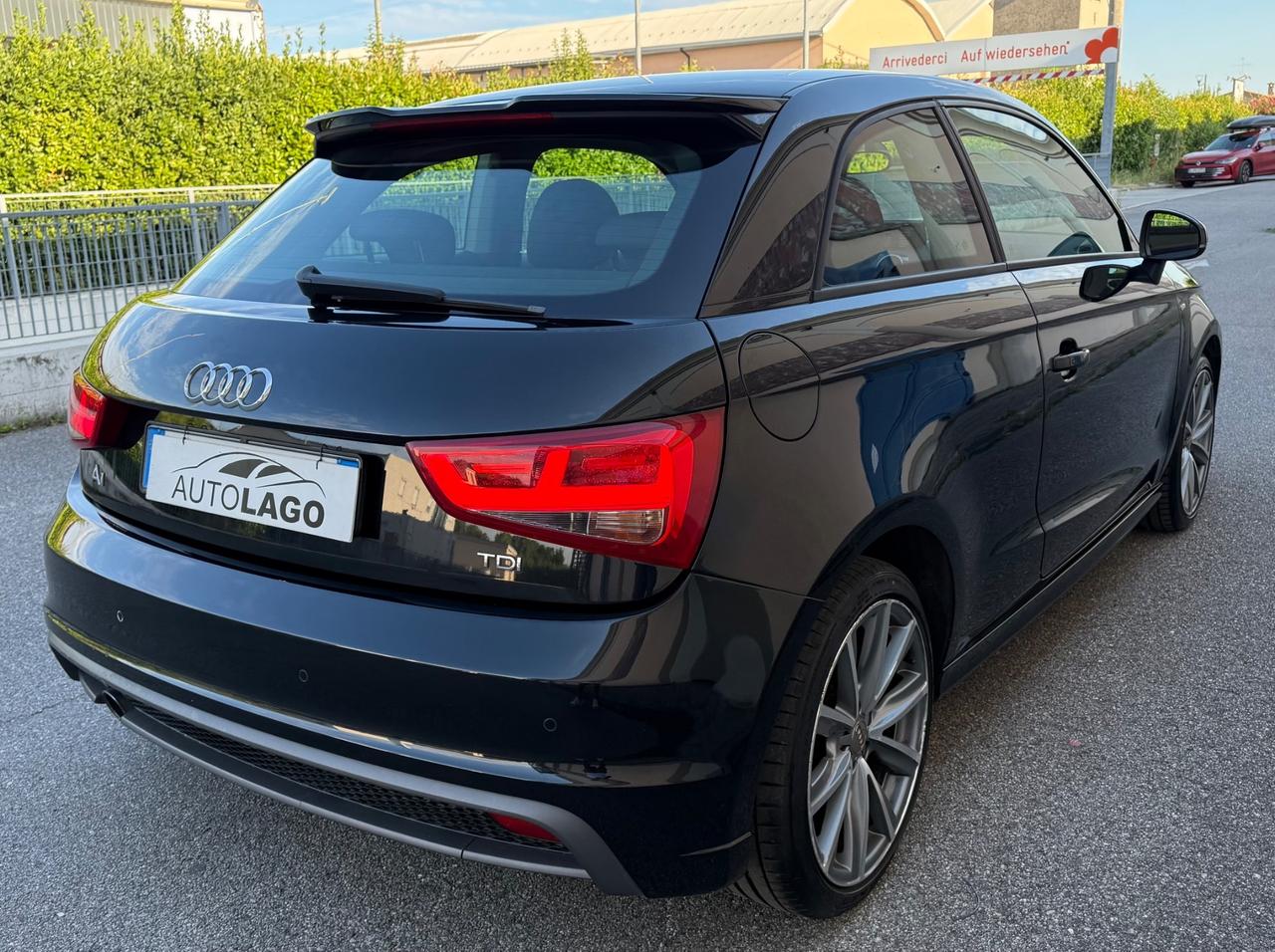 Audi A1 1.6 TDI S line edition