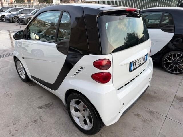 Smart ForTwo 1000 52 kW coupé passion