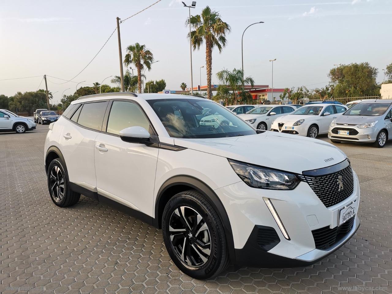 PEUGEOT 2008 BlueHDi 110 S&S Allure