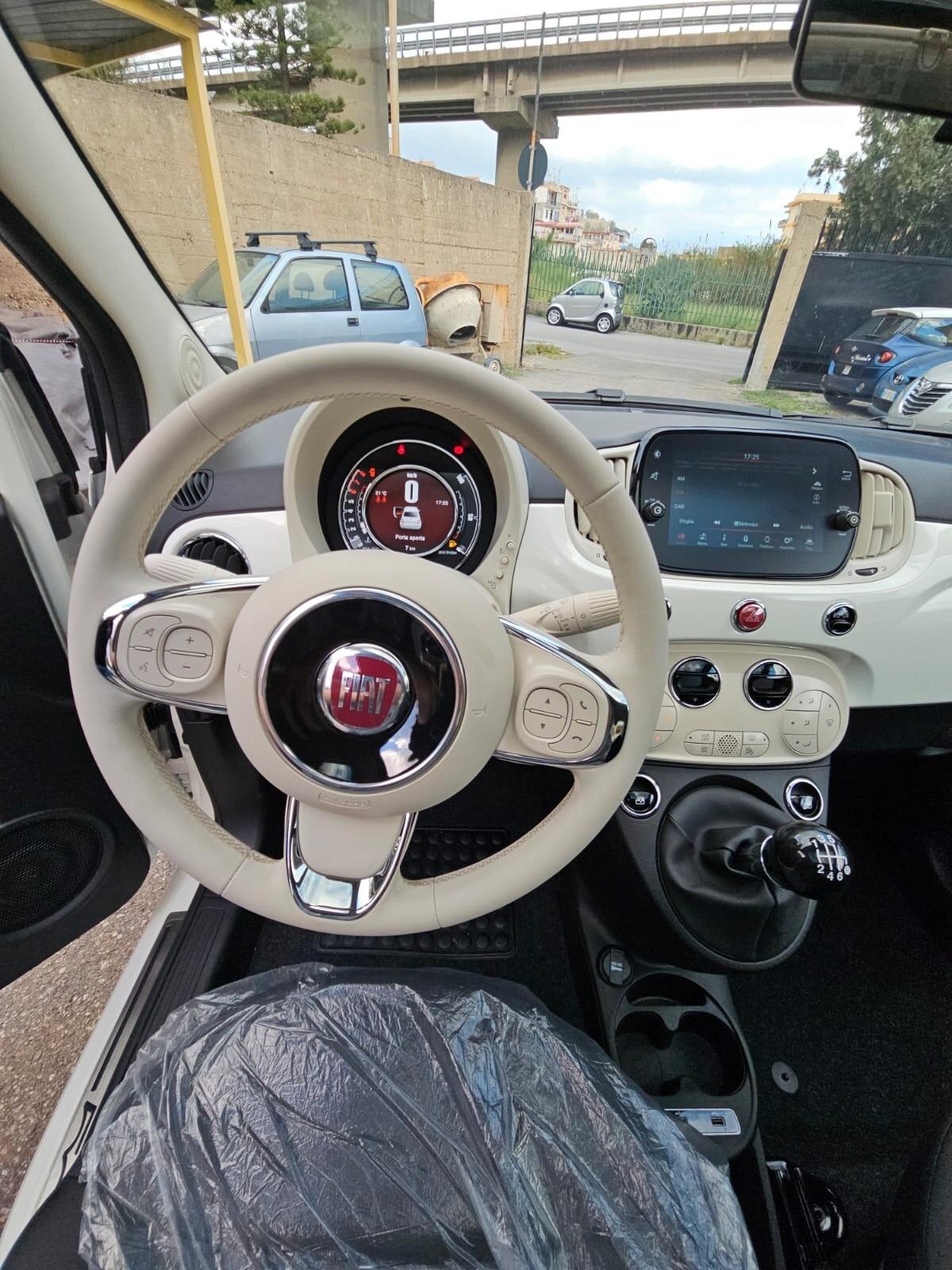 Fiat 500 1.0 Hybrid Dolcevita